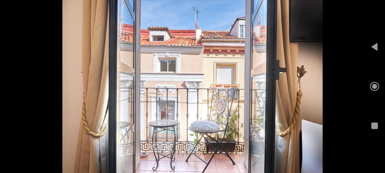 Mad Coco Vintage Apartment Plaza Mayor Madri Exterior foto